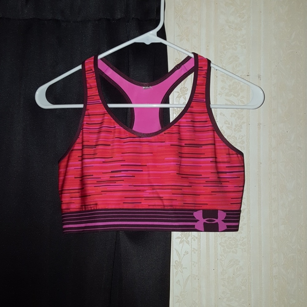 SOLD Under Armour Sportsbra
